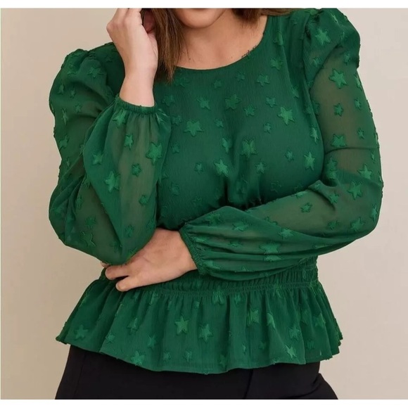 torrid Tops - Torrid Women’s Green Chiffon Star Blouse- size 2